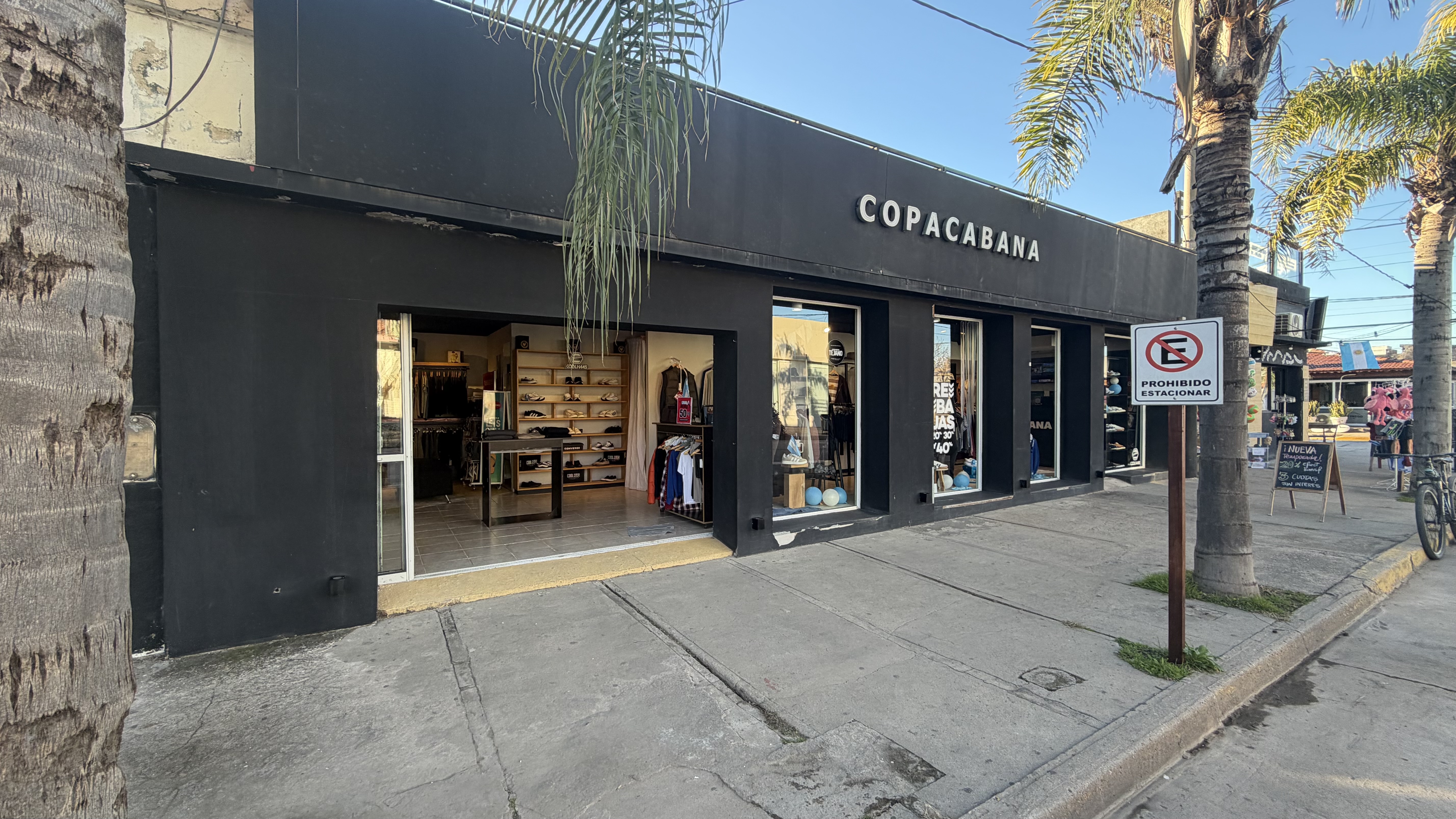 LOCAL COMERCIAL CALLE CORDOBA (CENTRO DE MIRAMAR DE ANSENUZA)