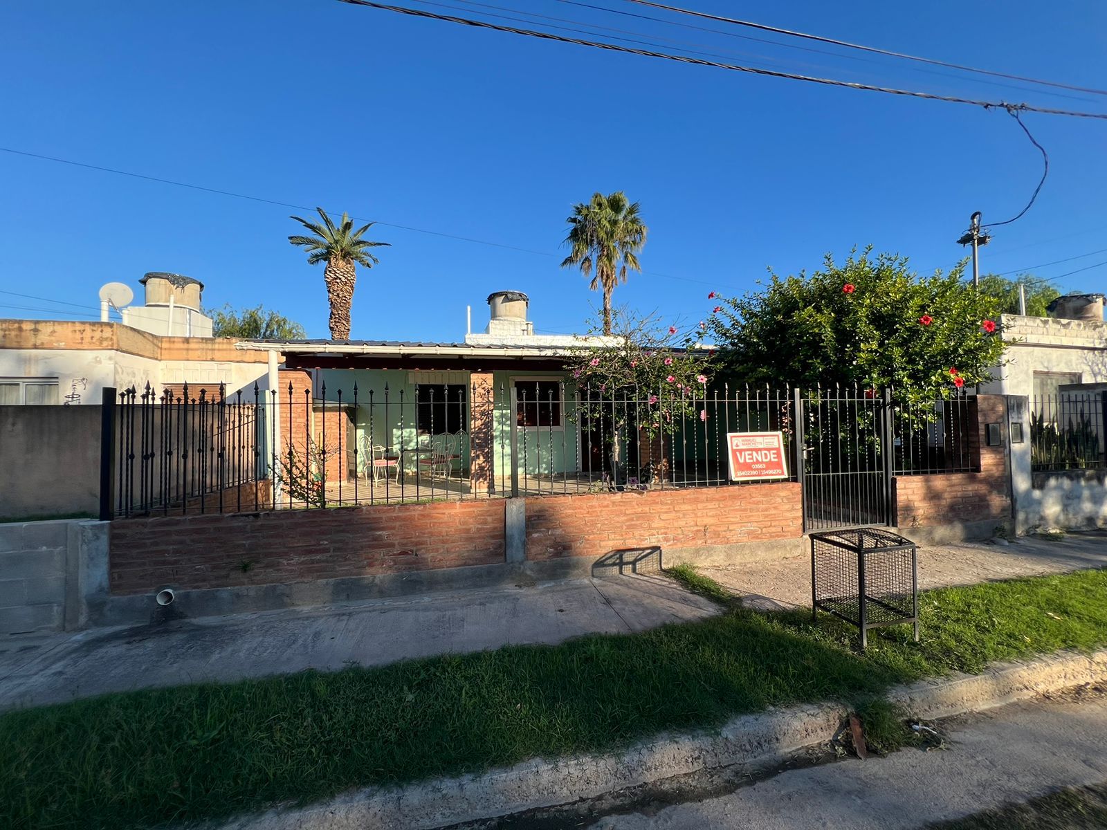 CASA A METROS DE COSTANERA