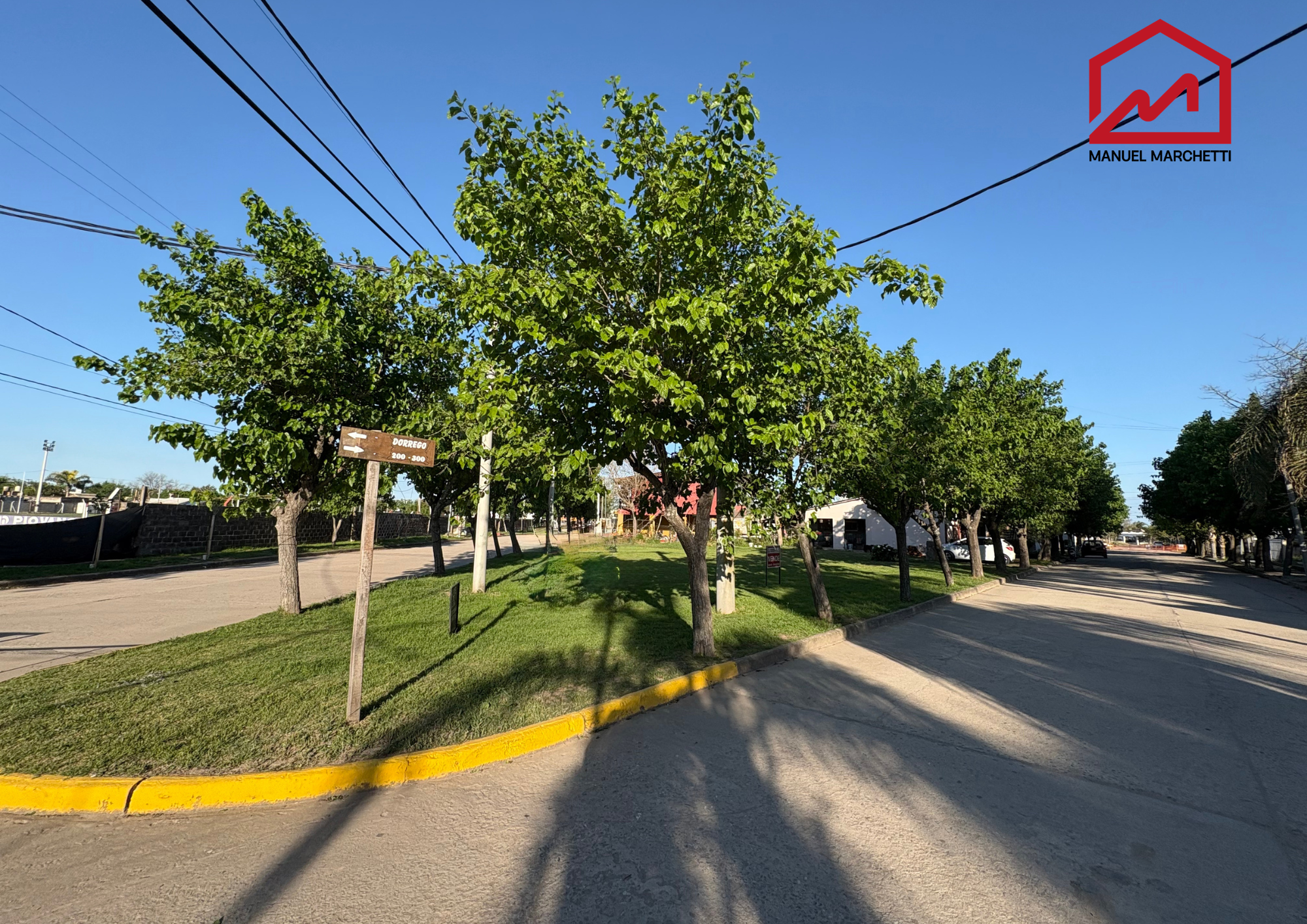 LOTE ESQUINA A 100 MTS. CALLE CÉNTRICA