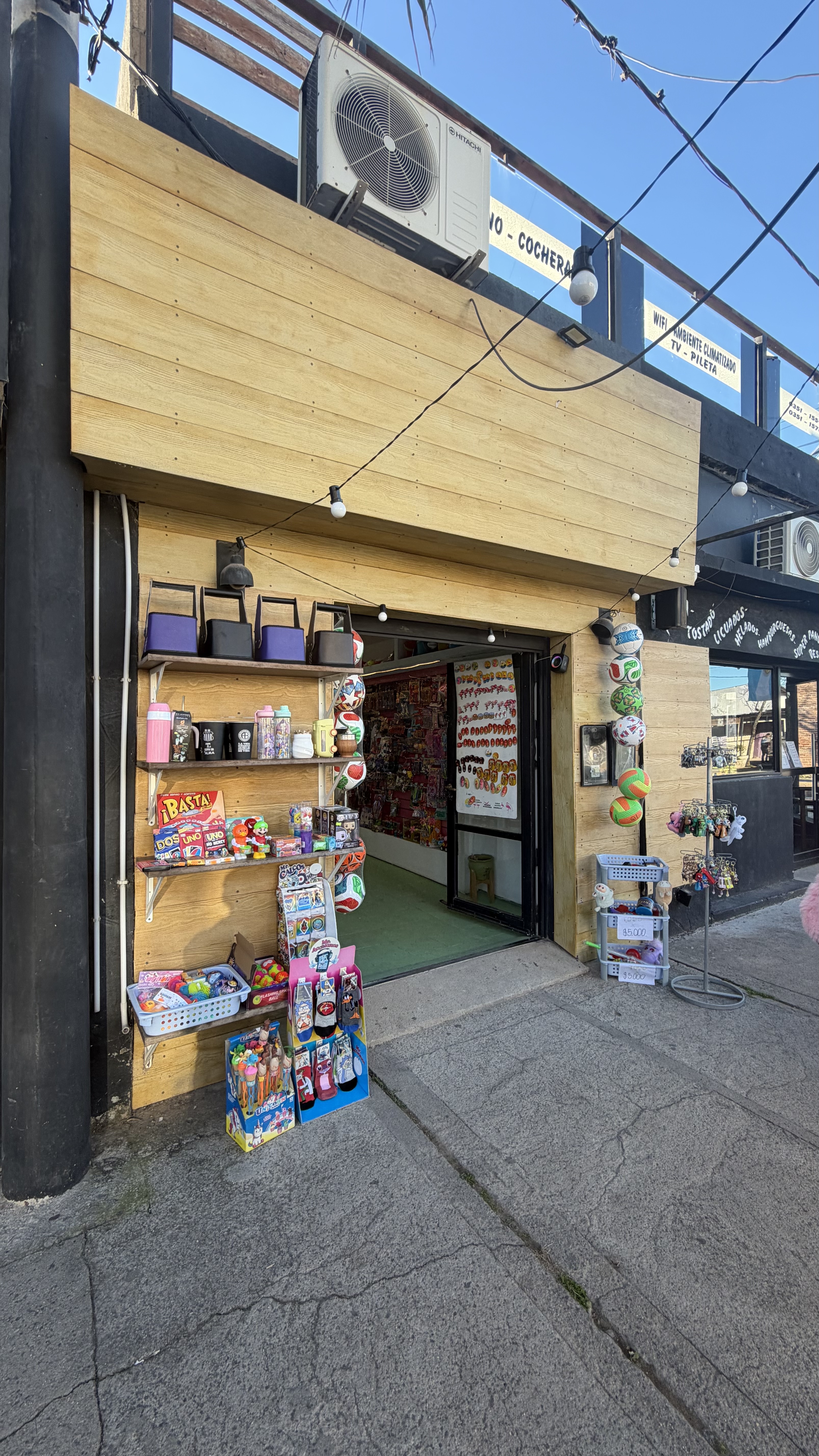 LOCAL COMERCIAL CALLE CORDOBA (CENTRO DE MIRAMAR DE ANSENUZA)